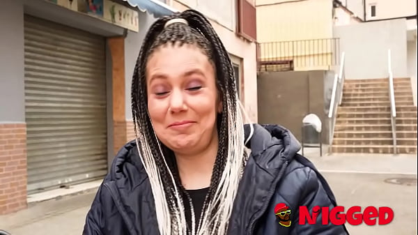 Coroa chloe funny come seu primeiro negão e realiza fantasias