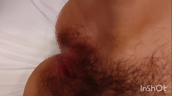 Coroa de cinquenta anos transa com homem grande e goza dentro