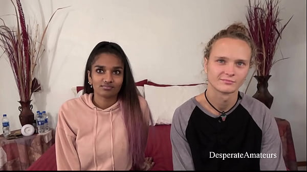 Mães gostosas de peitos grandes apanhando duro e se divertindo