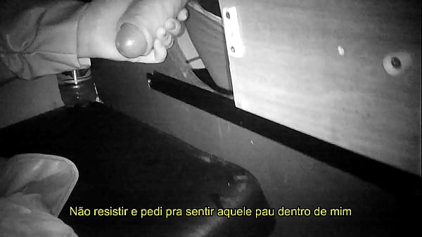 No glory hole, pau grande me comeu gostoso na balada liberal