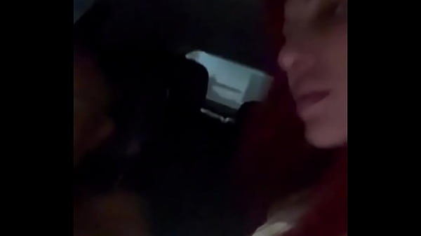Paguei a corrida antes do mercado e o motorista safado gozou dentro